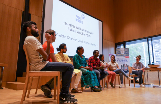 Nord-trifft-Süd mit Gästen aus Indien